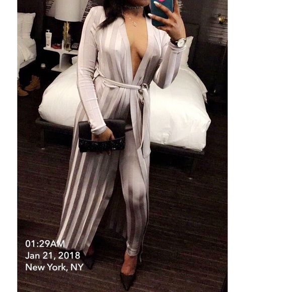 Two piece cape w/belt and pants - Picture 2 of 3